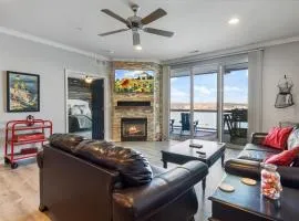 Lands End Condo with Amazing Main Channel Views, 2 Pools, Playground & Boat Slip