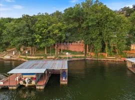 Quiet Cove, Private Dock, Fishing, Swimming, Boat Slip & Kayaks