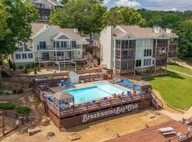 Lakeview Condo, Boat & PWC Slips, Pool, Tennis, Family Friendly
