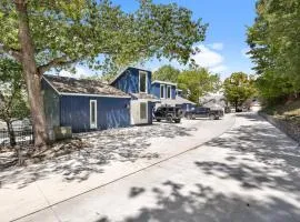 Our Cove Retreat - Perfect for Wave-Free Swimming, Tanning & Prime Location Fun!