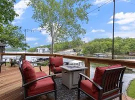 Lakefront Oasis with Skylights & Covered Boat Slip For Extra Adventure