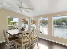 Pet-Friendly Home, Great Dock, Waterfront, Lake Views, Boat Slip