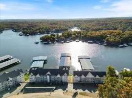 Newly Updated, Amazing Views, Boat Slip & Heated Pool