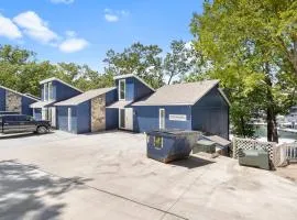 Our Cove Retreat - Perfect for Wave-Free Swimming, Tanning & Prime Location Fun!