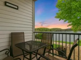 Steps to Water, Serene View, Updated Condo Family Fun w/ 3 Pools in Camdenton
