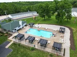 Penthouse Living In The Heart of the State Park