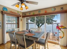 Incredible Views, Fishing, Private Dock & Slip, ξενοδοχείο σε Laurie