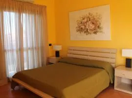 Hotel La Maison Jolie – hotel w pobliżu miejsca Lotnisko Rzym-Fiumicino - FCO w mieście Fiumicino