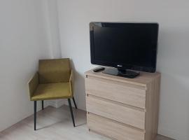 Alojamiento K&A, hotel in Torrent