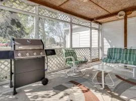 Peaceful Lemon Drop Inn Retreat in Terre Haute