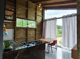 Apartamento de 2 Quartos para 4 Pessoas - 5 min da Praia