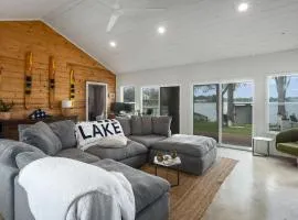 Waterfront Pickleball Court Wurstfest Stay