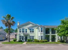 Legacy Villa 506 - 2 bedroom 2 bath with garage in beachside neighborhood