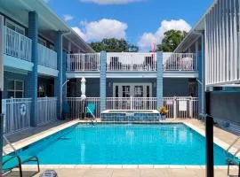 103 Cypress Cove ~ Beautiful 1 bedroom 1 bath beachfront condo in Biloxi