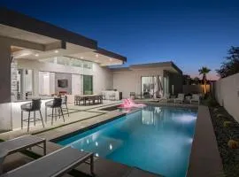 Krypton @ Elemento49 Pool Spa Sleeps 16