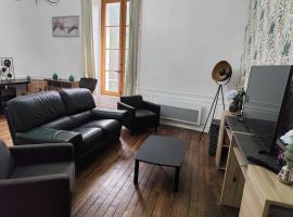 Grande maison familiale au vert, Hotel in Belleau