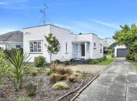 Boxed Bliss on Fox, hotel in Hamilton