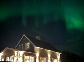 KB Villa - Panoramic view, hotel in Sørvågen