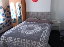 Serenity 5775, hotel in Derby