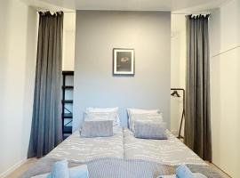 Near Santa Claus Village - Sauna - WiFi - Free Parking, hotelli Rovaniemellä