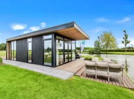 Stylish Holiday Home with Garden Space