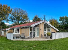 Pet Friendly Home In Humble With Sauna, hotel in Nyby