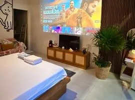 Salad Beach Guest House