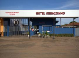 Hotel Sinhozinho, hotel in Coxim