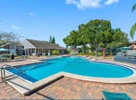 Comfortable apartment entirely by the lake