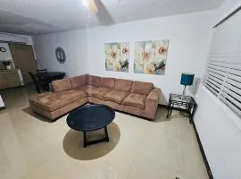 1 Bed, 1 bath cozy apartment at Pedros Place