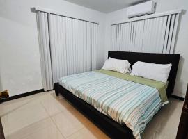 Pedro's Place 1 bedroom and 1 bathroom, hotel a Sinajana