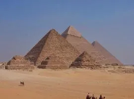 AURORA PYRAMIDS HOTELl