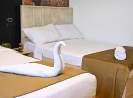 Palm Pyramids View INN