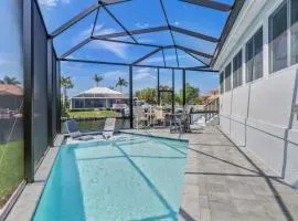 Elegant 4BR Waterfront Retreat l Private Pool