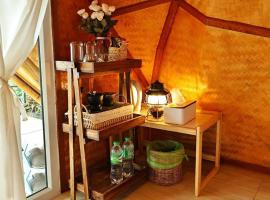 ดานบนดินCamping, hotel v destinaci Ban Thung Phan Ha