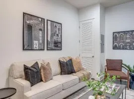 Lofts At 30th - Modern Life - Mins To Broadway