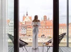 DEO PLAZA Apartments & Riverside by Downtown Apartments