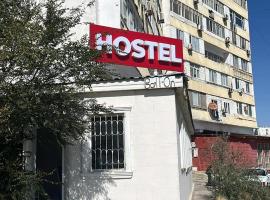 Lighthouse, hotel in Aqtau