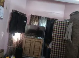 Luxury Kasauli Skyline 2BHK Apartment with Jacuzzi and Mountain View