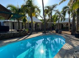 Villa Coconut Oasis, hotel in Bain Boeuf