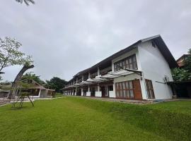 De Hom Hotel Mae Hong Son, hotel pro pobyt s domácími mazlíčky v destinaci Mae Hong Son