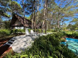 Smiling Pine Dalat - Thông Reo, cabin in Ấp Man Ling