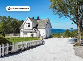 9 person holiday home in Åram