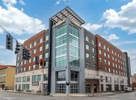 Cambria Hotel Louisville Downtown-Whiskey Row