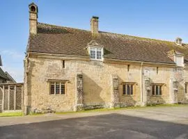 The Manor Stables - Uk48247