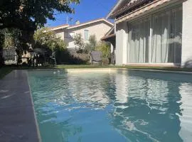 Comme à la maison B and B