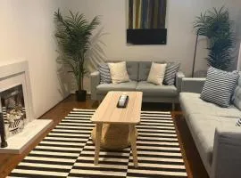 3-Bedroom Home with Conservatory Abbey Wood, London