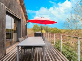 Loft Ôrizon - Domaine De L'ô, Hotel in Bellacaud