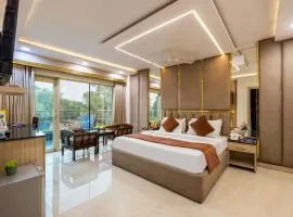 Hotel Downtown - East of Kailash