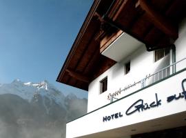 Hotel Garni Glück Auf, Hotel in Mayrhofen
